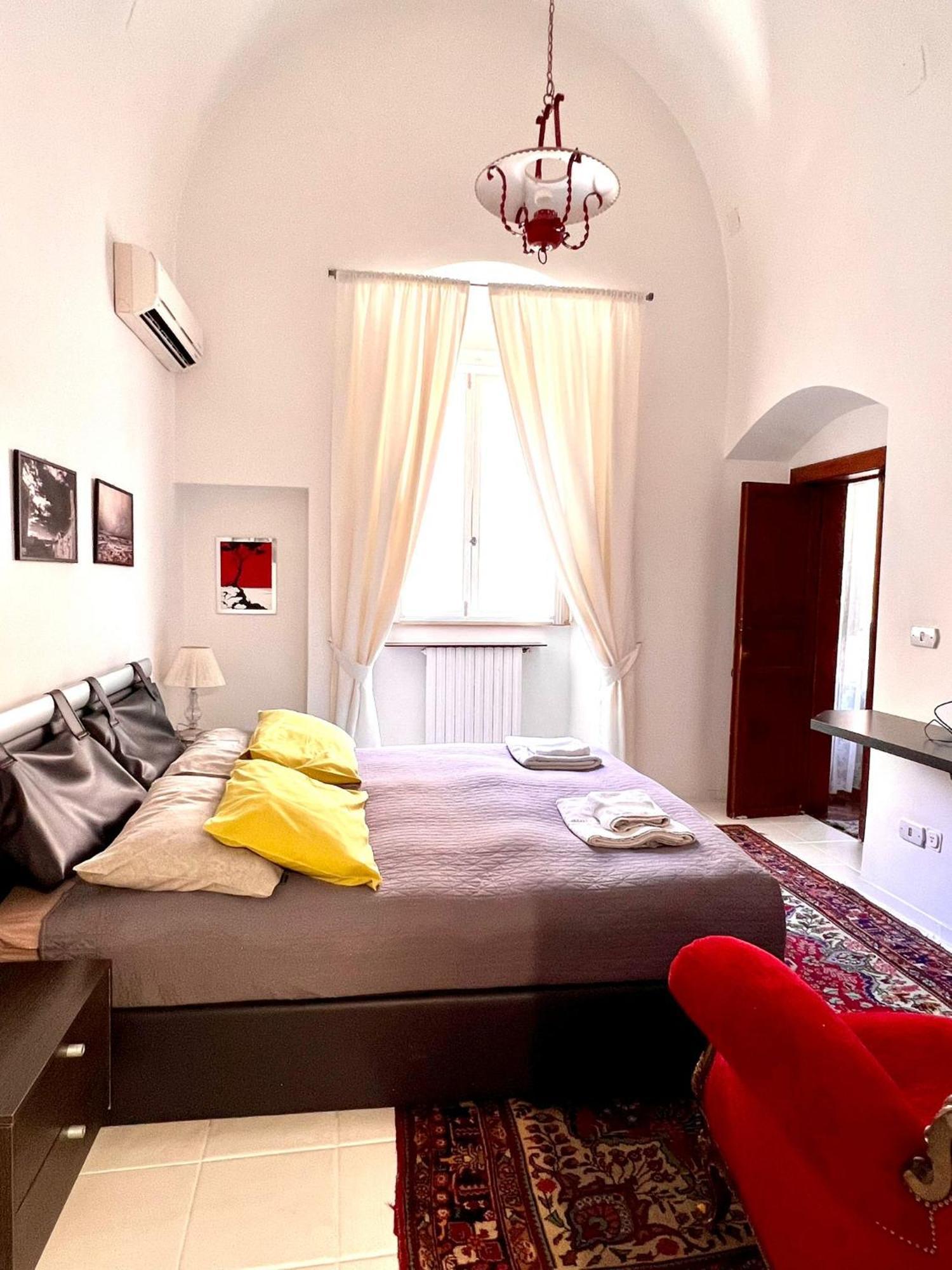 Saint Patrick Guest House Barletta Eksteriør bilde